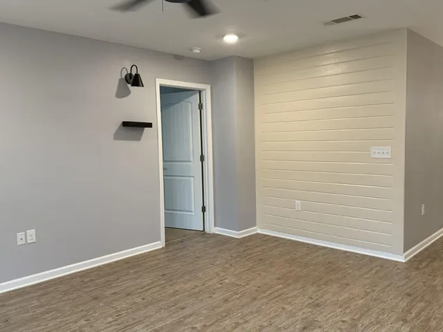 $2,150 | 351 Merlin Court, Crestview, FL 32539