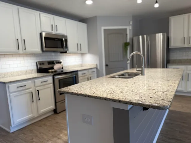 $2,150 | 351 Merlin Court, Crestview, FL 32539