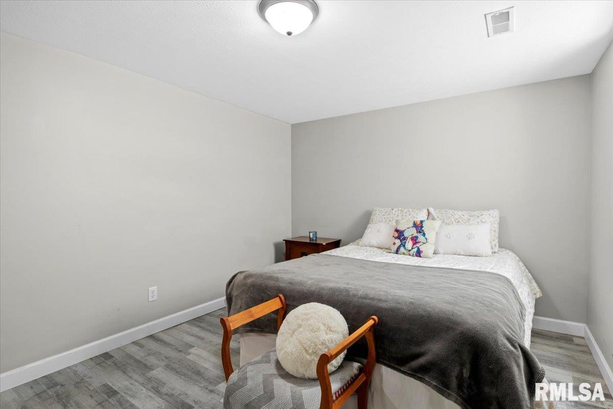 2329 Yale Boulevard Springfield, IL 62703 - Photo 27 of 37