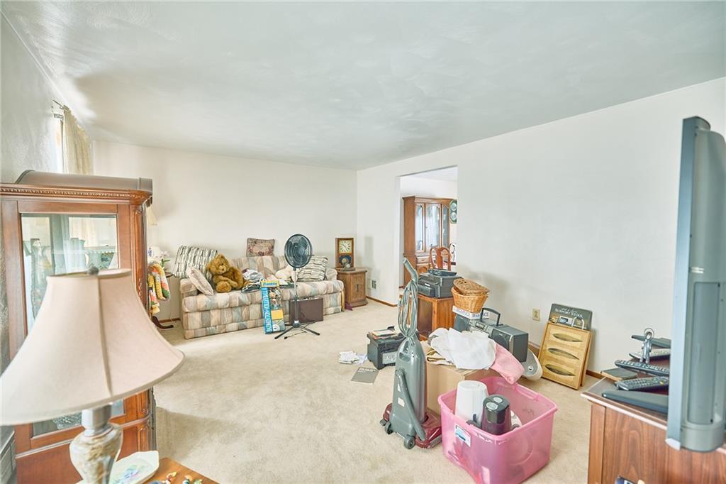 151 Stone Quarry Road Aliquippa, PA 15001 - Photo 12 of 31 Large family room