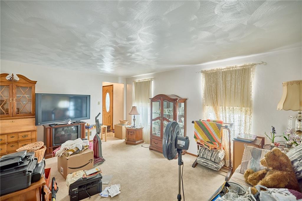 151 Stone Quarry Road Aliquippa, PA 15001 - Photo 13 of 31 large family room