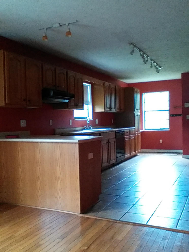 104 Johnson Road Mooresburg, TN 37811 - Photo 5 of 20 Johnson Drive 220