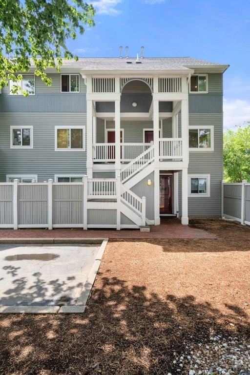 20 Ship Avenue, Unit 2 Medford, MA 02155 - Photo 2 of 27