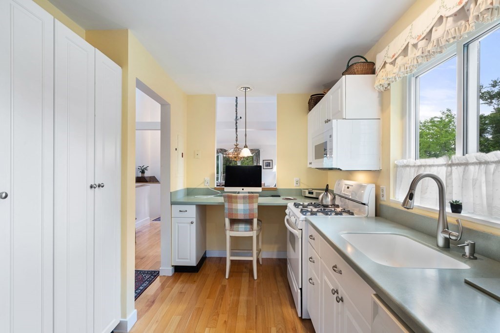 20 Ship Avenue, Unit 2 Medford, MA 02155 - Photo 10 of 27