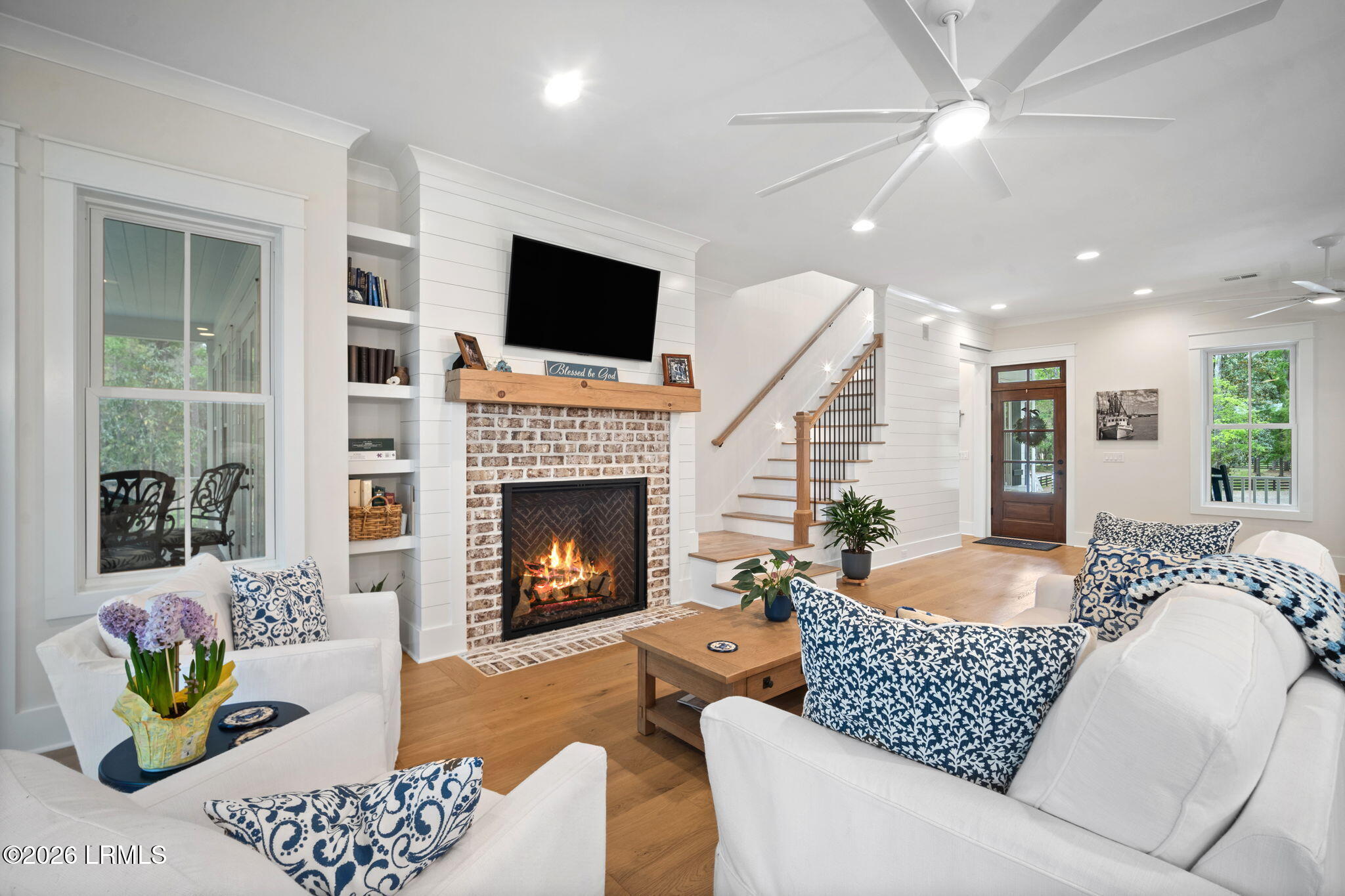 540 Sams Point Road Beaufort, SC 29907 - Photo 14 of 83 .Livingroom (7)
