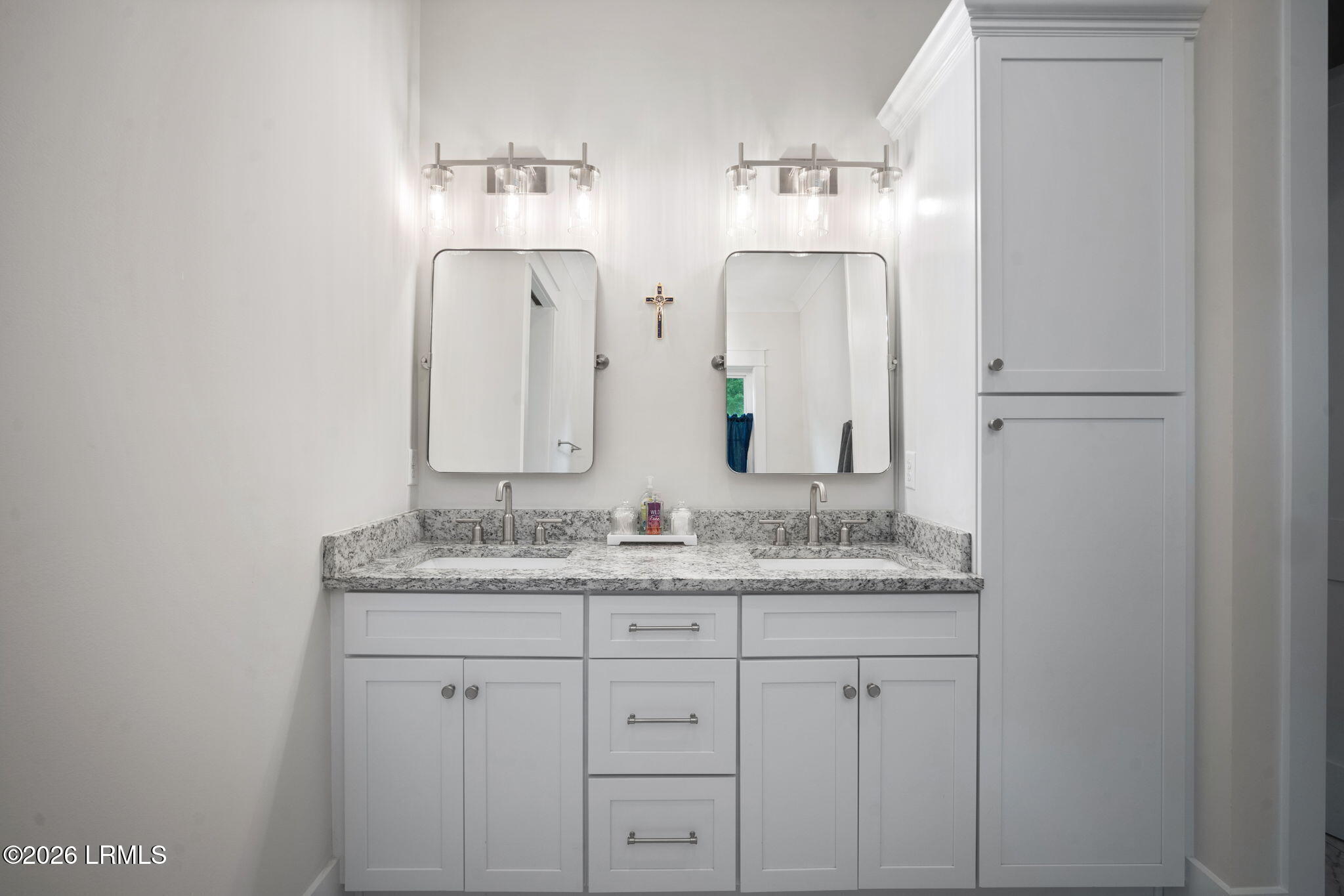 540 Sams Point Road Beaufort, SC 29907 - Photo 45 of 83 .Guest Bath (3)
