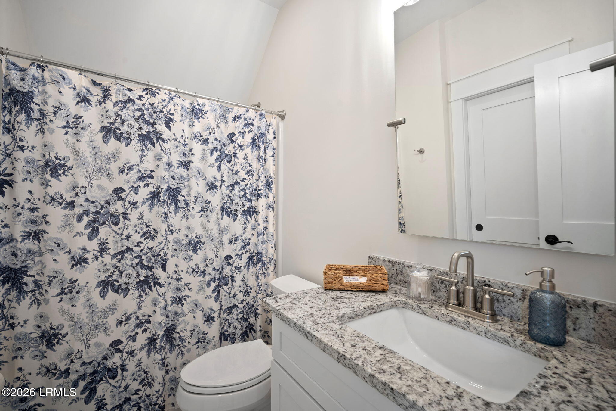 540 Sams Point Road Beaufort, SC 29907 - Photo 66 of 83 .Guest Bath (2)