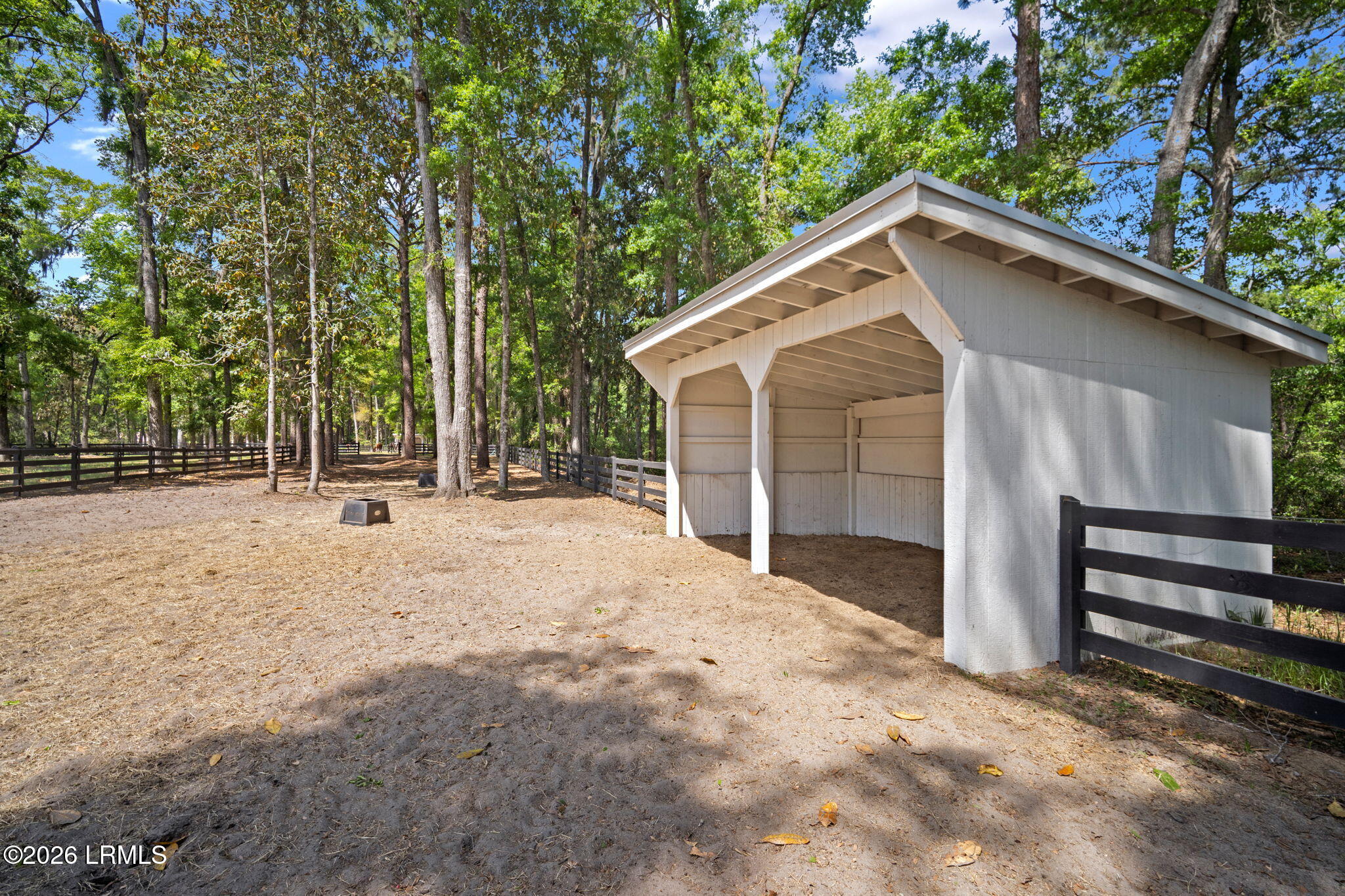 540 Sams Point Road Beaufort, SC 29907 - Photo 78 of 83 .Run in Shed