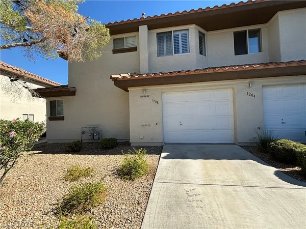 $2,000 | 1208 Fascination Street, Las Vegas, NV 89128