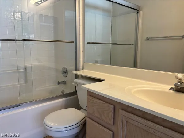 $2,000 | 1208 Fascination Street, Las Vegas, NV 89128