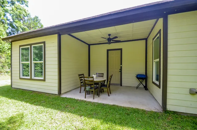 $314,900 | 12987 Highway 105, Cleveland, TX 77327