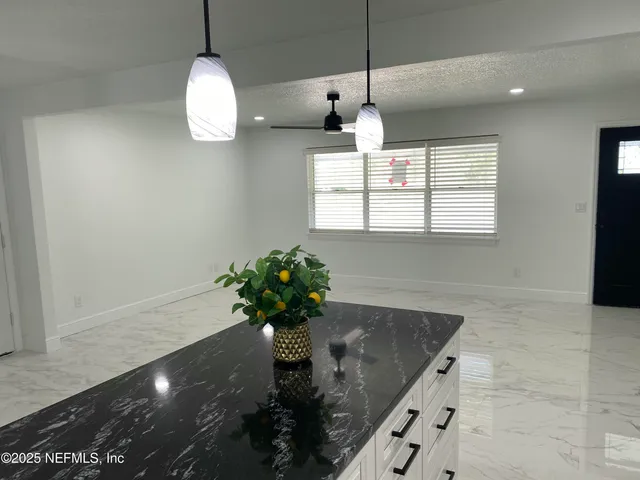 $274,900 | 132 Southeast Tribble Street, Lake City, FL 32025