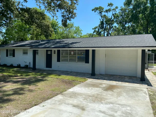 $274,900 | 132 Southeast Tribble Street, Lake City, FL 32025