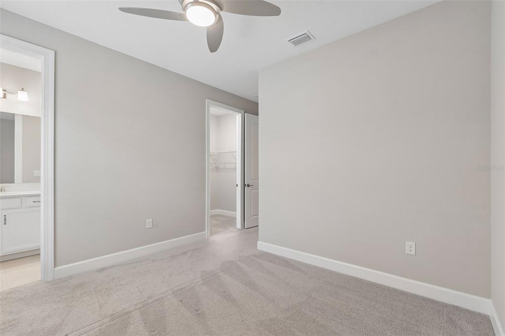 4292 Graticola Road Wesley Chapel, FL 33543 - Photo 35 of 100