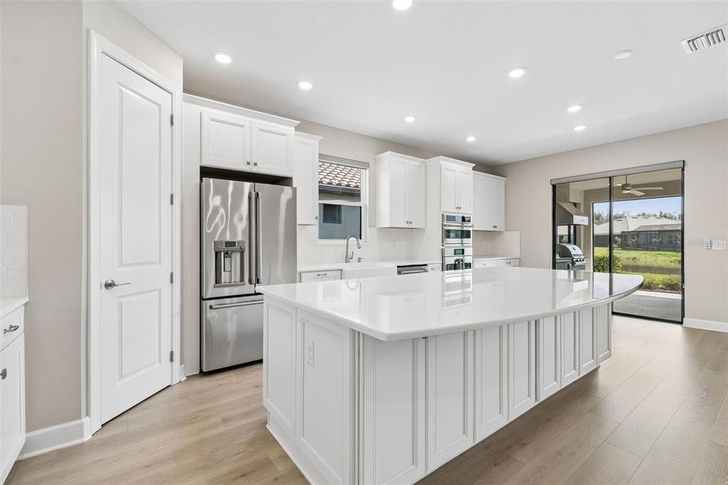 4292 Graticola Road Wesley Chapel, FL 33543 - Photo 9 of 100