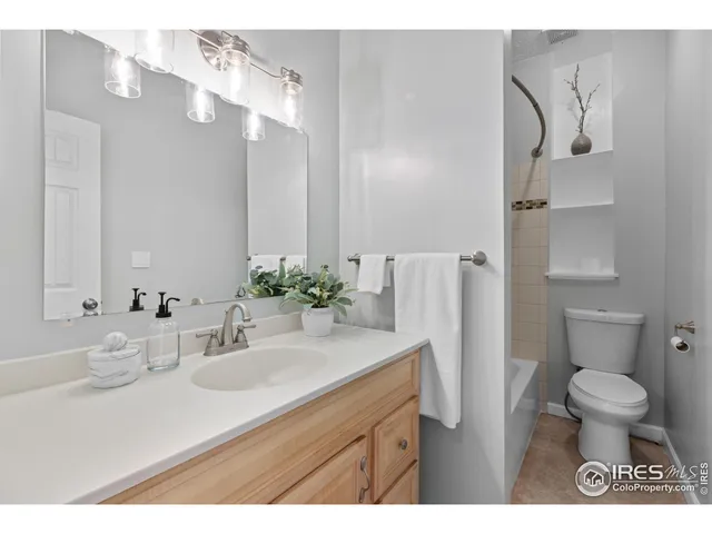 $525,500 | 836 Emery Street, Longmont, CO 80501