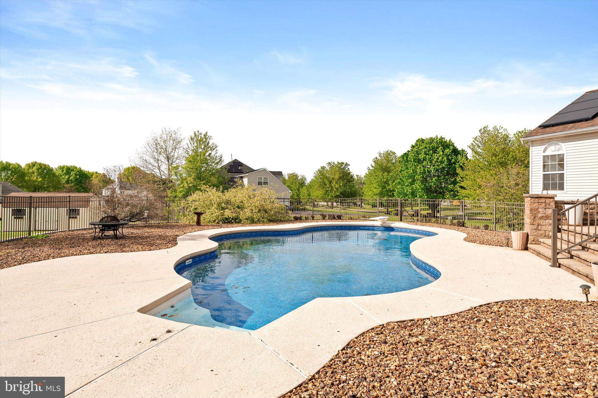 7 Country House Way Columbus, NJ 08022 - Photo 35 of 46
