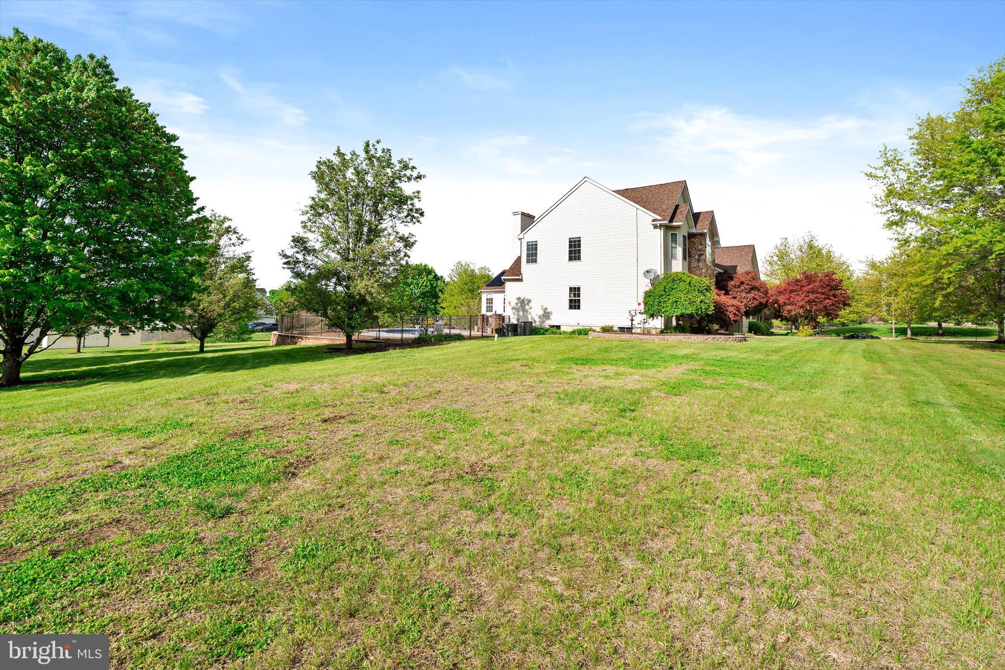 7 Country House Way Columbus, NJ 08022 - Photo 37 of 46