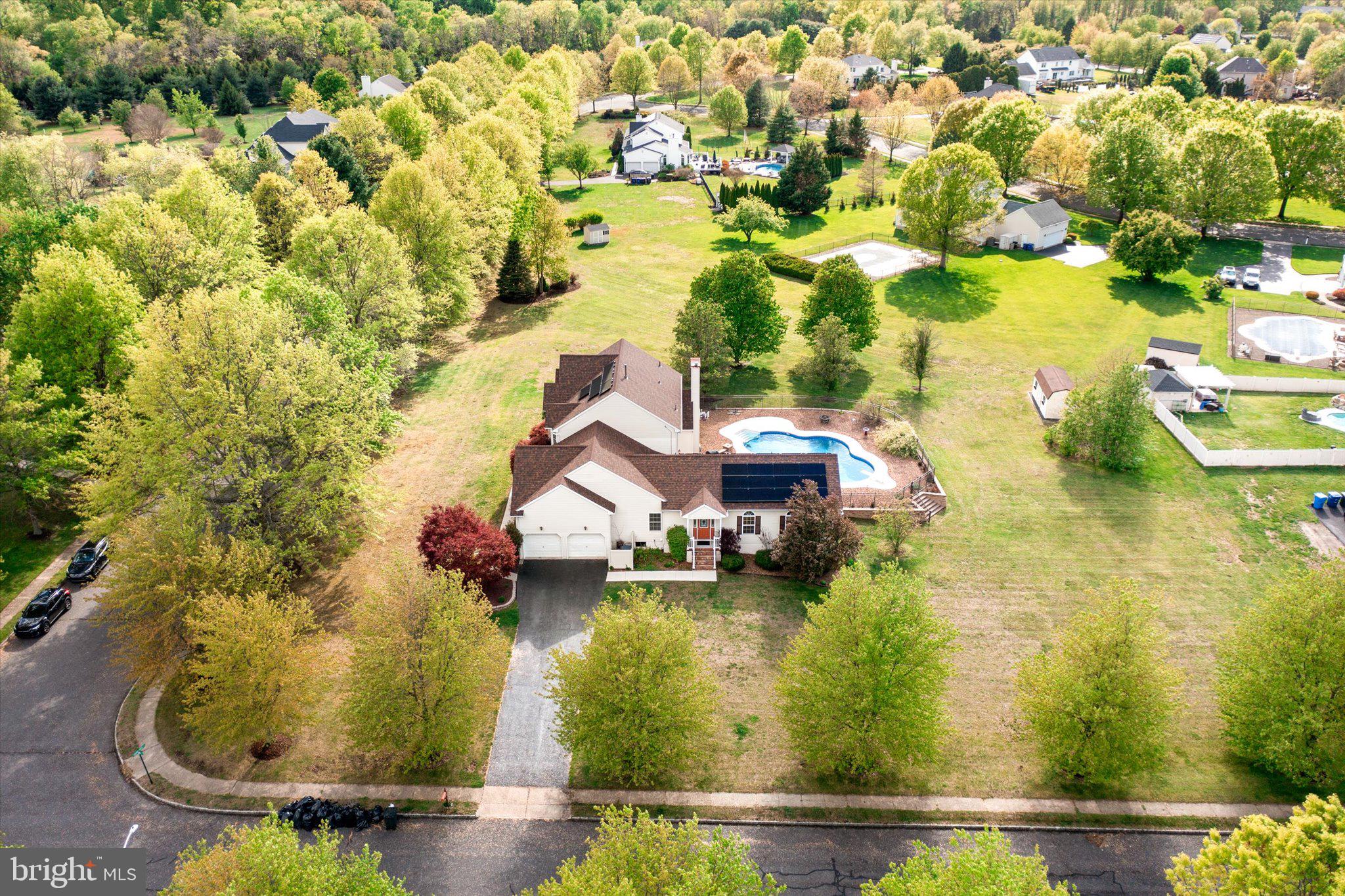 7 Country House Way Columbus, NJ 08022 - Photo 40 of 46