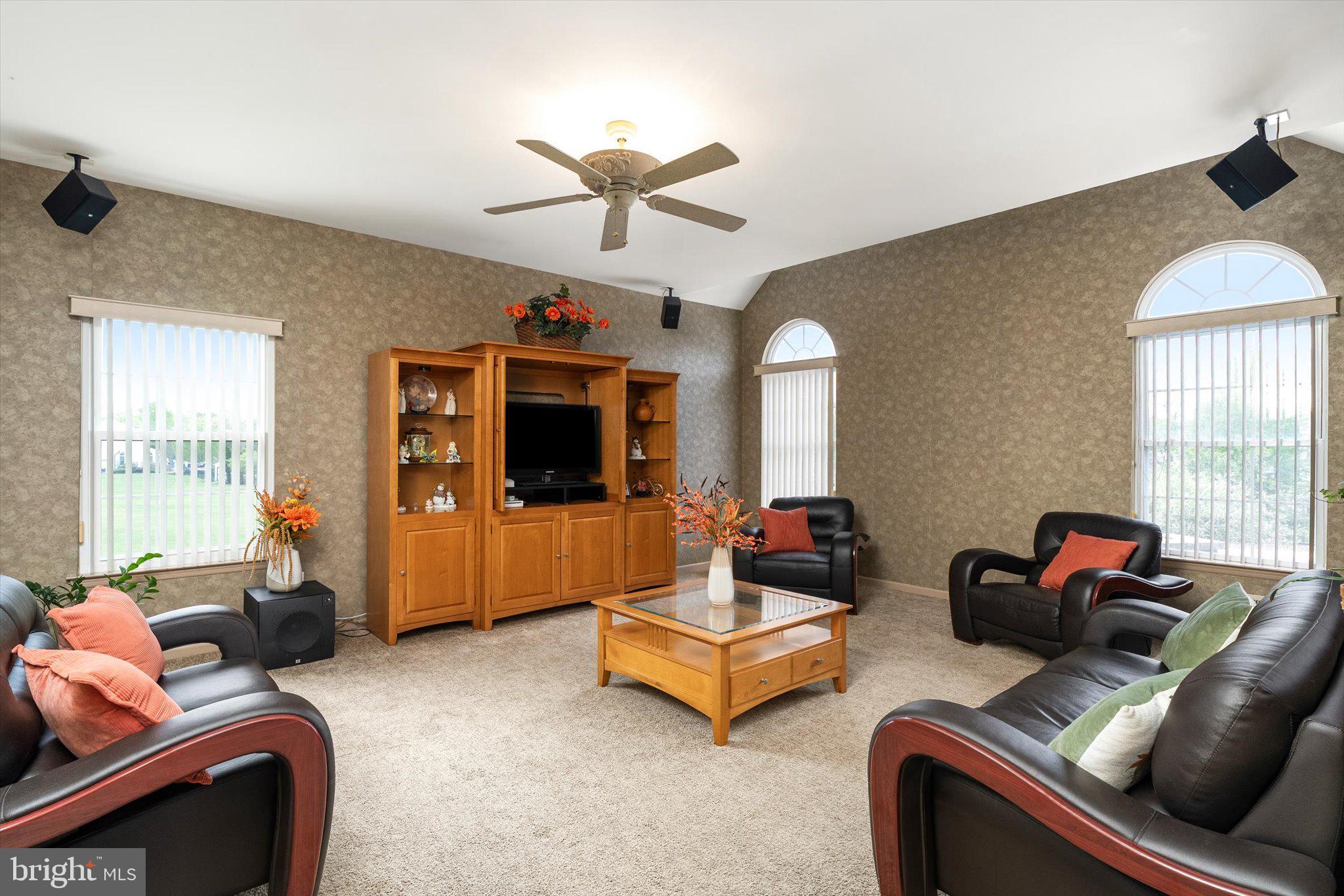 7 Country House Way Columbus, NJ 08022 - Photo 7 of 46