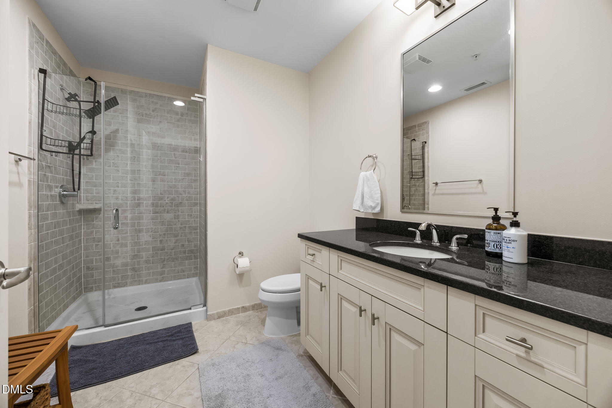 400 West North Street, Unit 718A Raleigh, NC 27603 - Photo 16 of 50 2-web-or-mls-IMG_9092