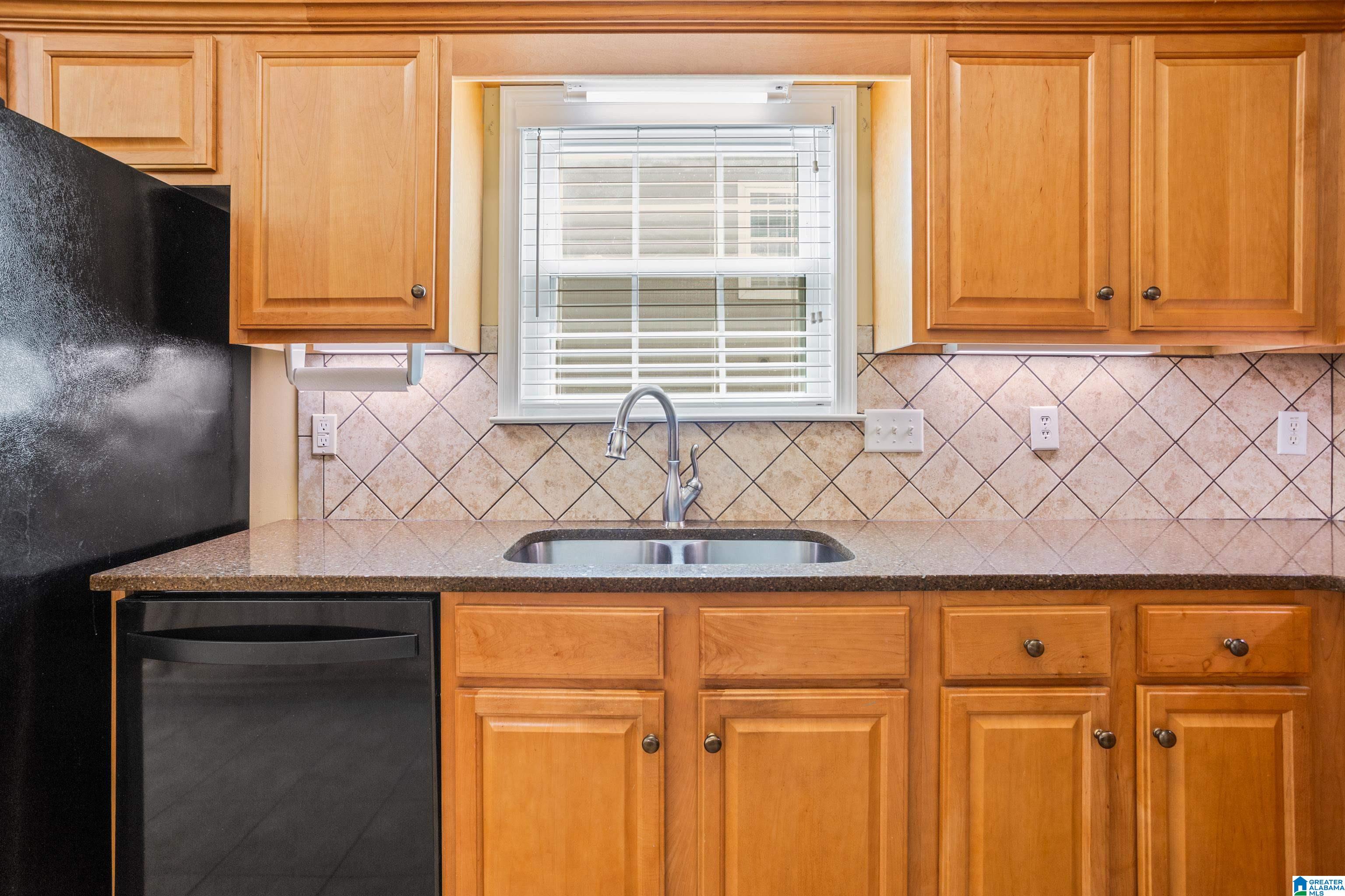 218 Nottingham Drive Calera, AL 35040 - Photo 16 of 53