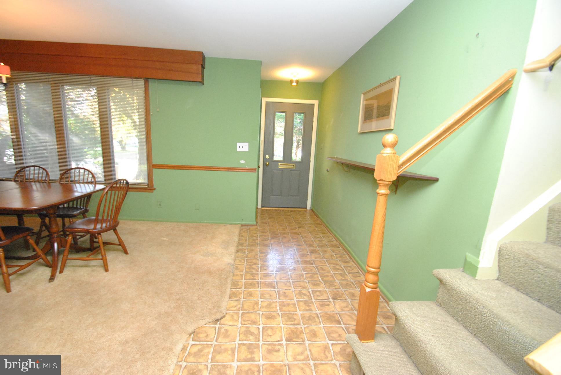 1303 Saddleback Road Baltimore, MD 21208 - Photo 2 of 27