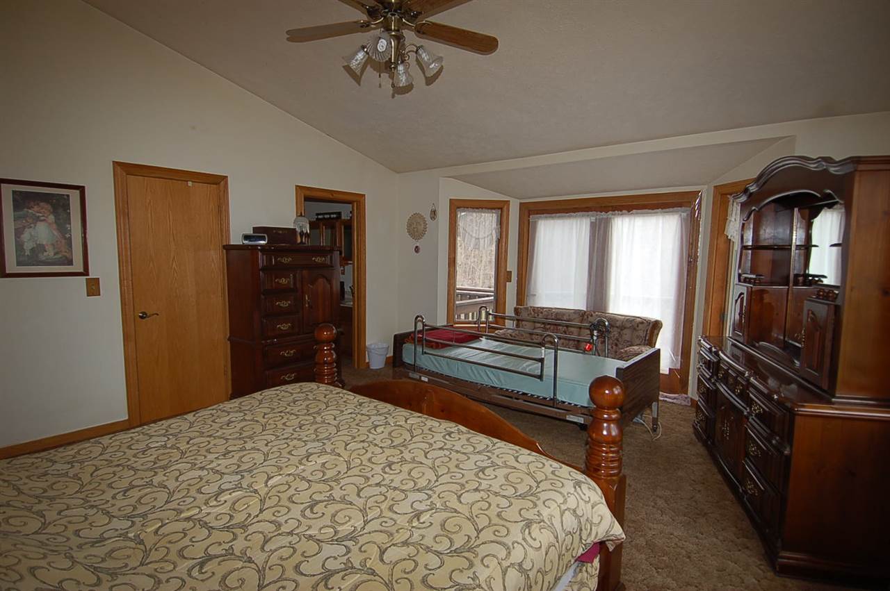 23808 Valencourt Road Copemish, MI 49625 - Photo 20 of 43 1816051-19.JPG