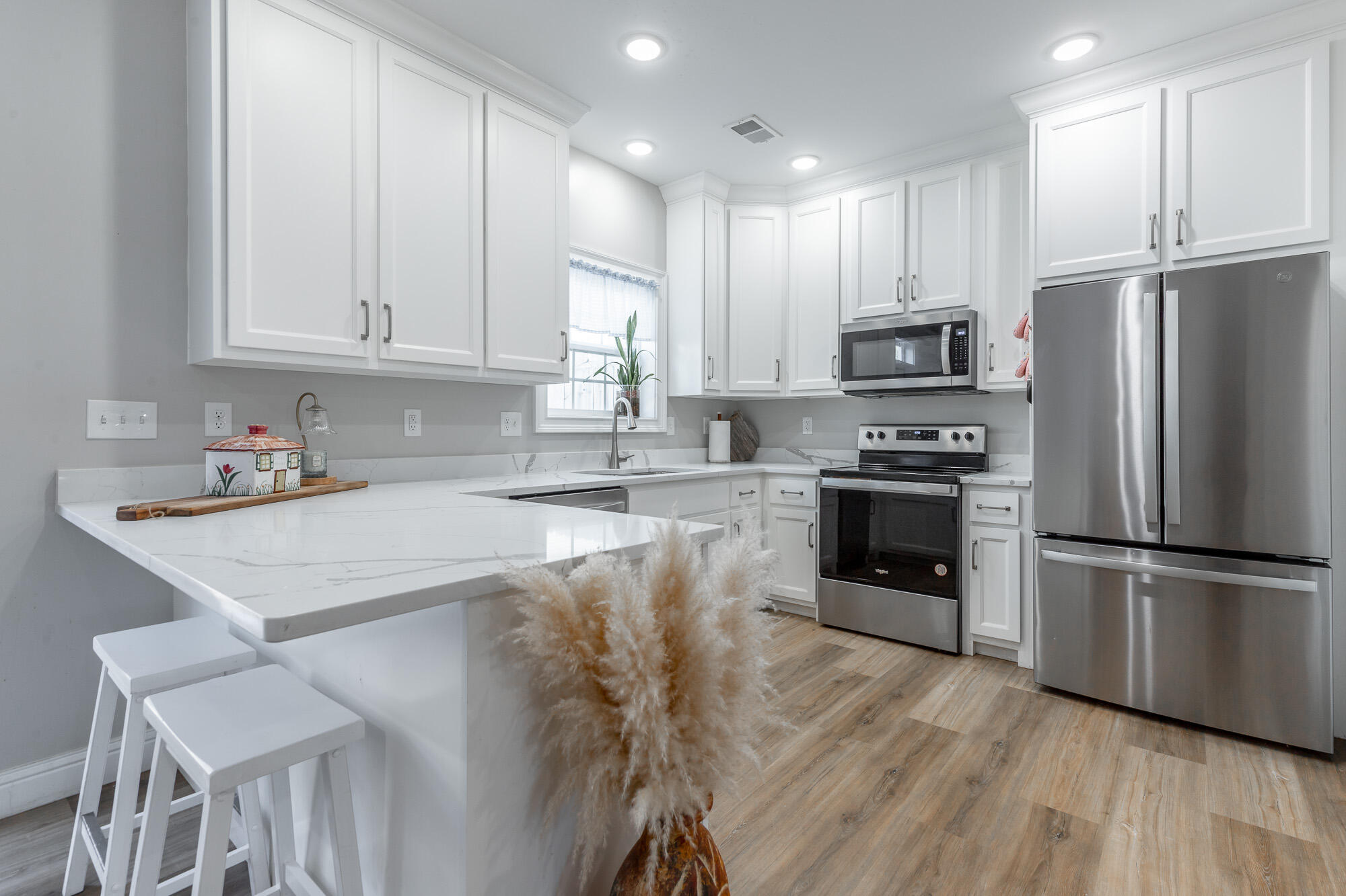 1505 Calloway Drive, Unit 2 Dalton, GA 30721 - Photo 13 of 32 1505-2 Calloway Drive HD-34