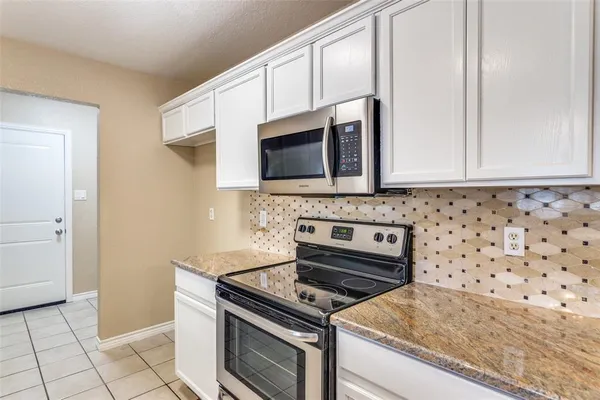 $375,000 | 8132 Tanner Avenue, Fort Worth, TX 76116