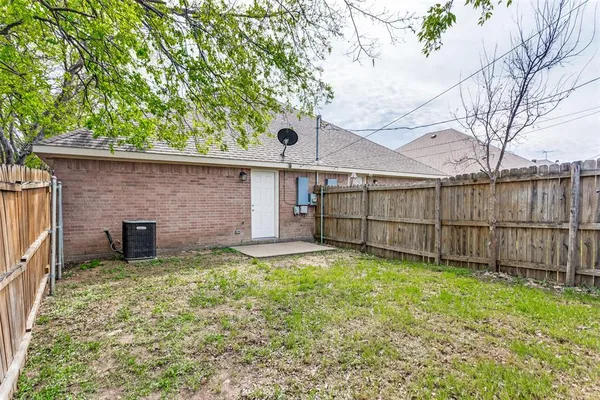$375,000 | 8132 Tanner Avenue, Fort Worth, TX 76116