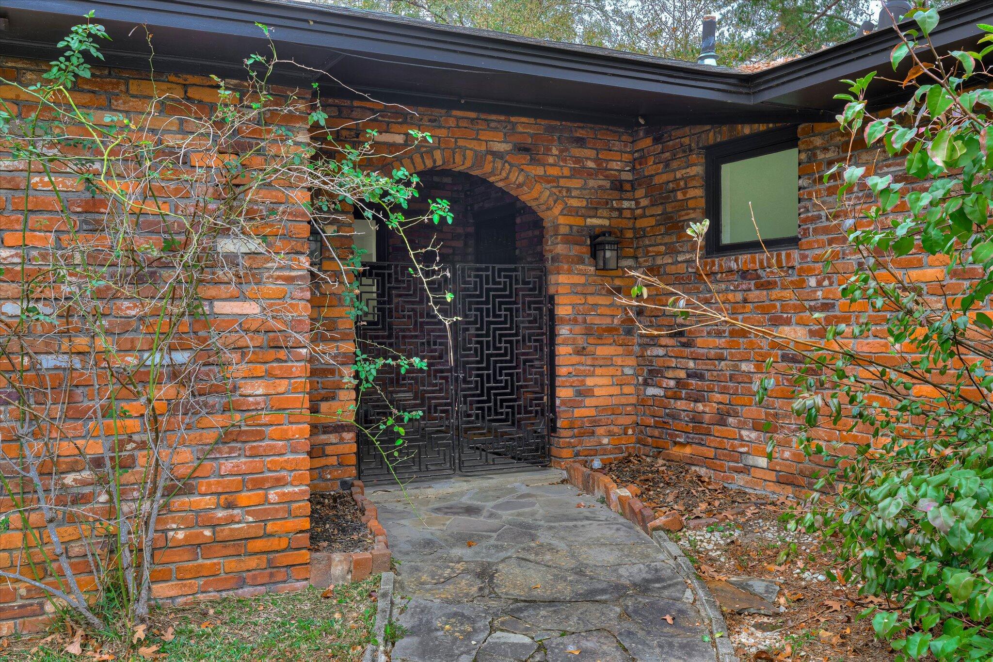 1211 Wood Valley Road Augusta, GA 30909 - Photo 6 of 66 06-106