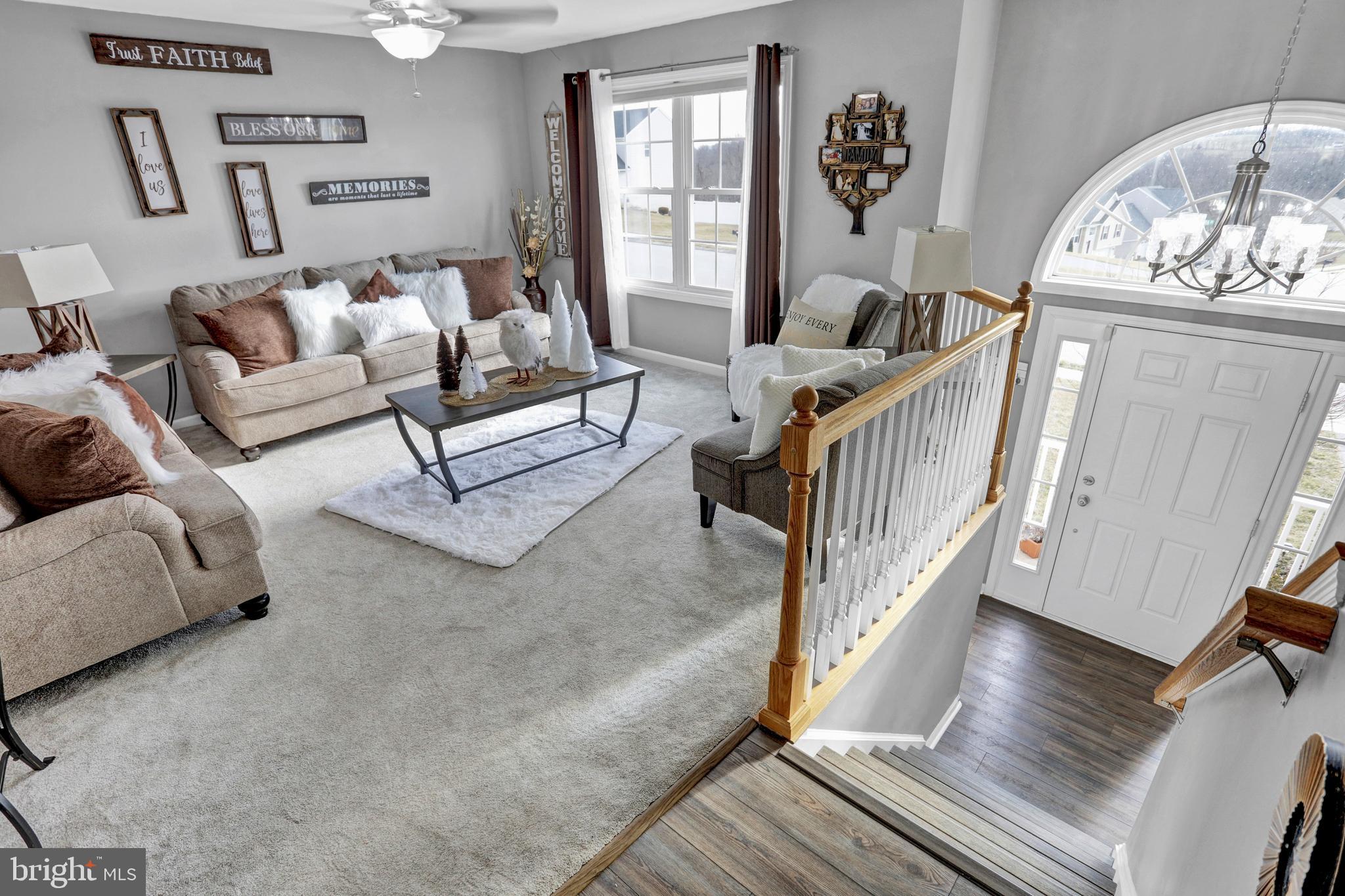 330 Riviera Street Mount Wolf, PA 17347 - Photo 6 of 36 Gallery Image 6