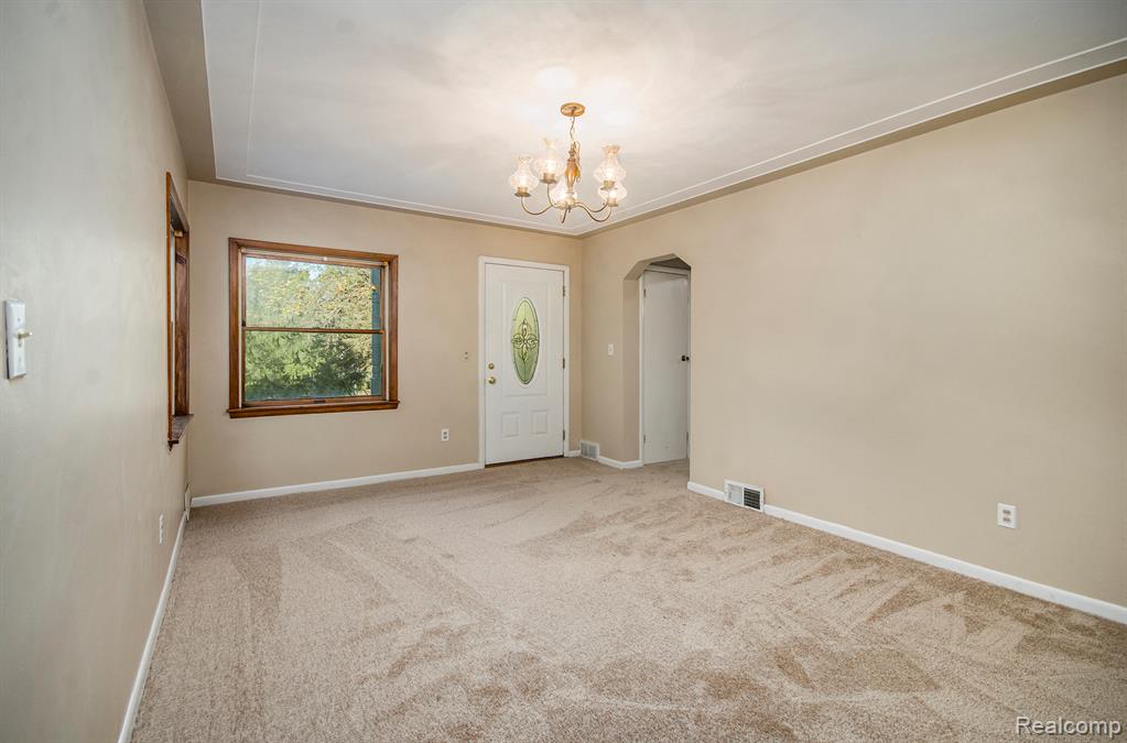 8344 Ellis Road Clarkston, MI 48348 - Photo 24 of 32