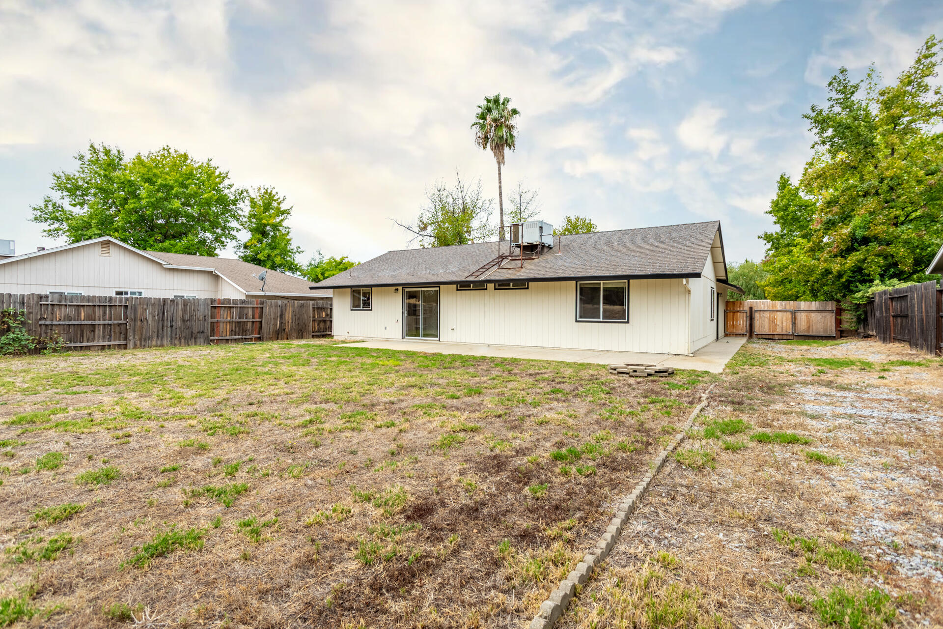 1567 Trumpet Drive Redding, CA 96003 - Photo 25 of 27 IMG_8479-HDR