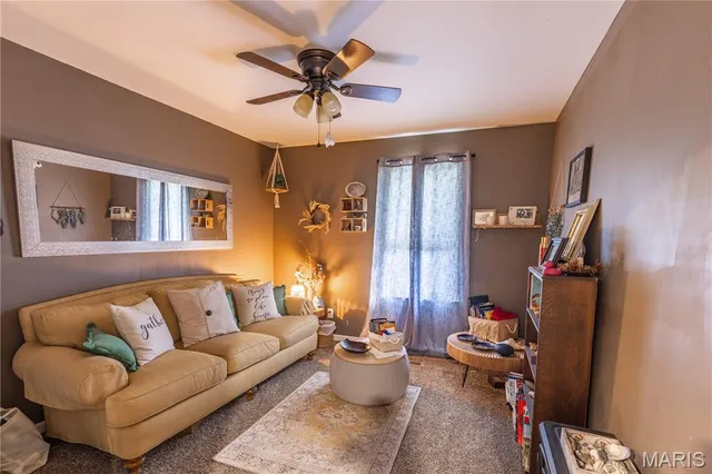 $180,000 | 207 West Olive Street, East Prairie, MO 63845