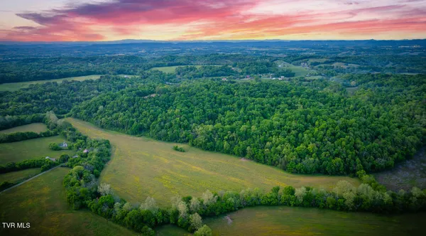 $950,000 | 4045 South Mohawk Road, Midway, TN 37809