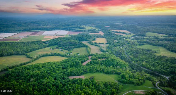 $950,000 | 4045 South Mohawk Road, Midway, TN 37809