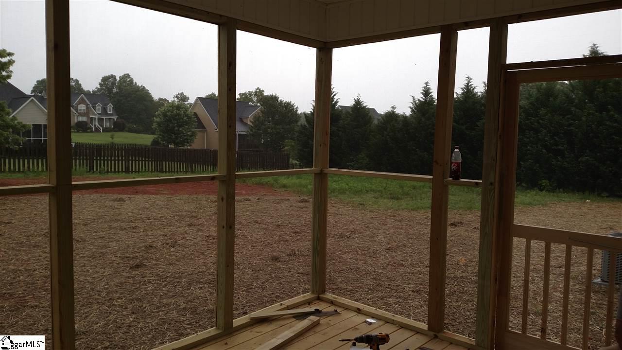 186 Ridgeland Drive Six Mile, SC 29682 - Photo 2 of 13 Gallery Image 2