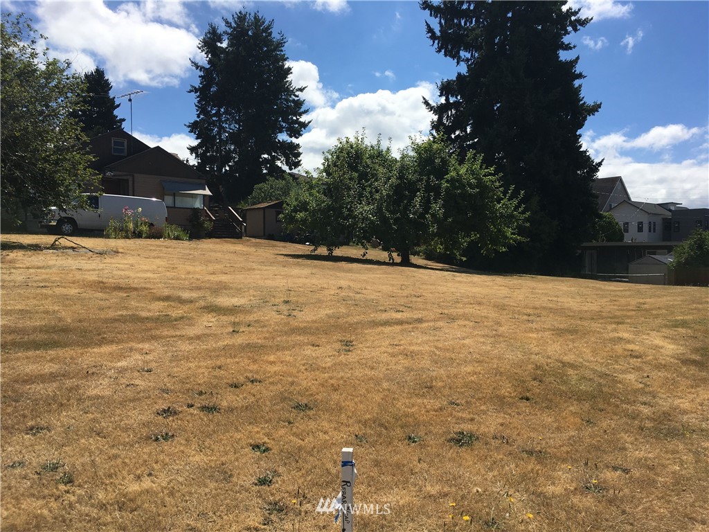 915 North 29th Street Renton, WA 98056 - Photo 8 of 16 Gallery Image 8