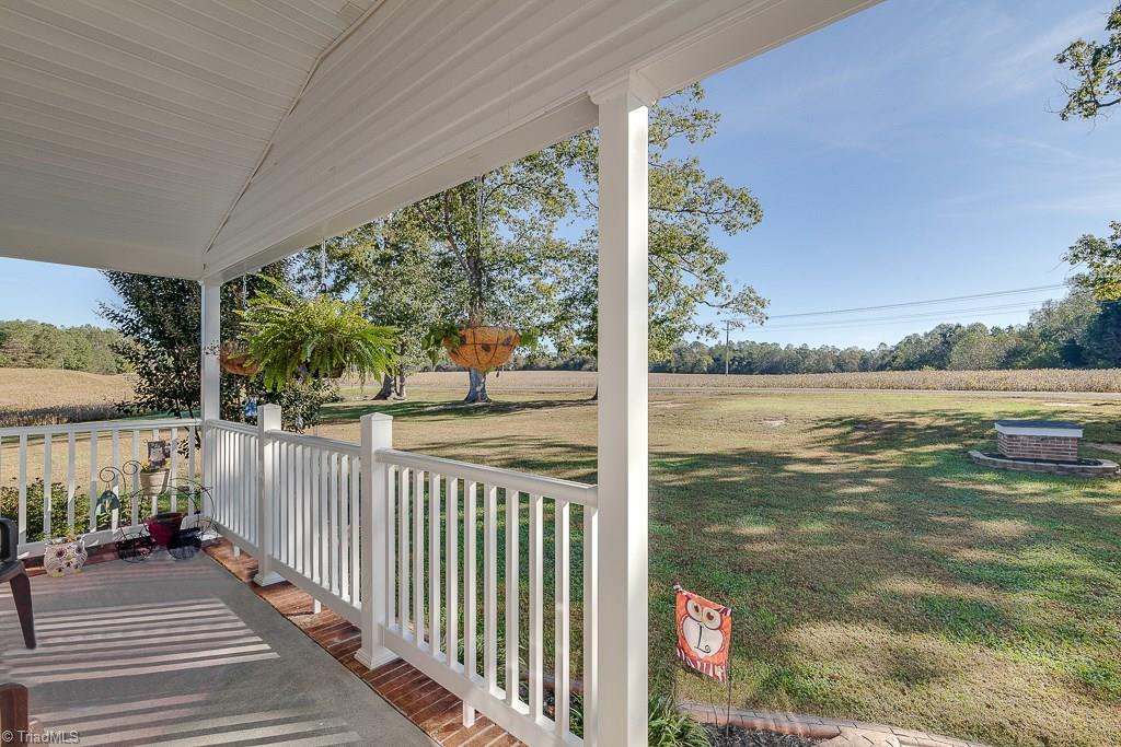 859 George Hege Road Lexington, NC 27295 - Photo 5 of 30 Gallery Image 5