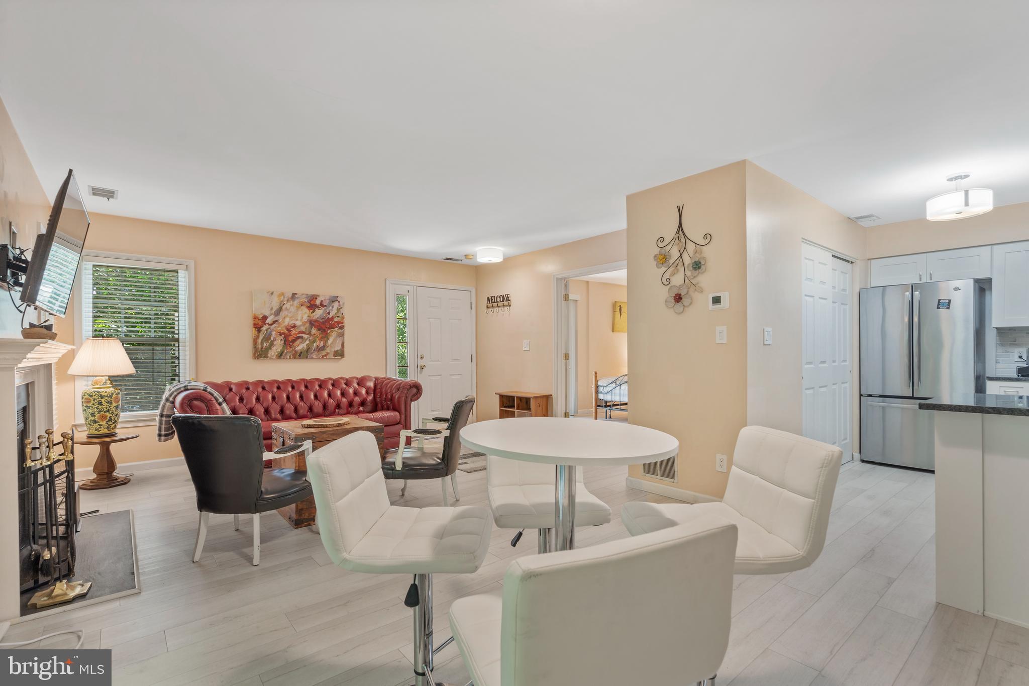 11156 Beaver Trail Court Reston, VA 20191 - Photo 8 of 29