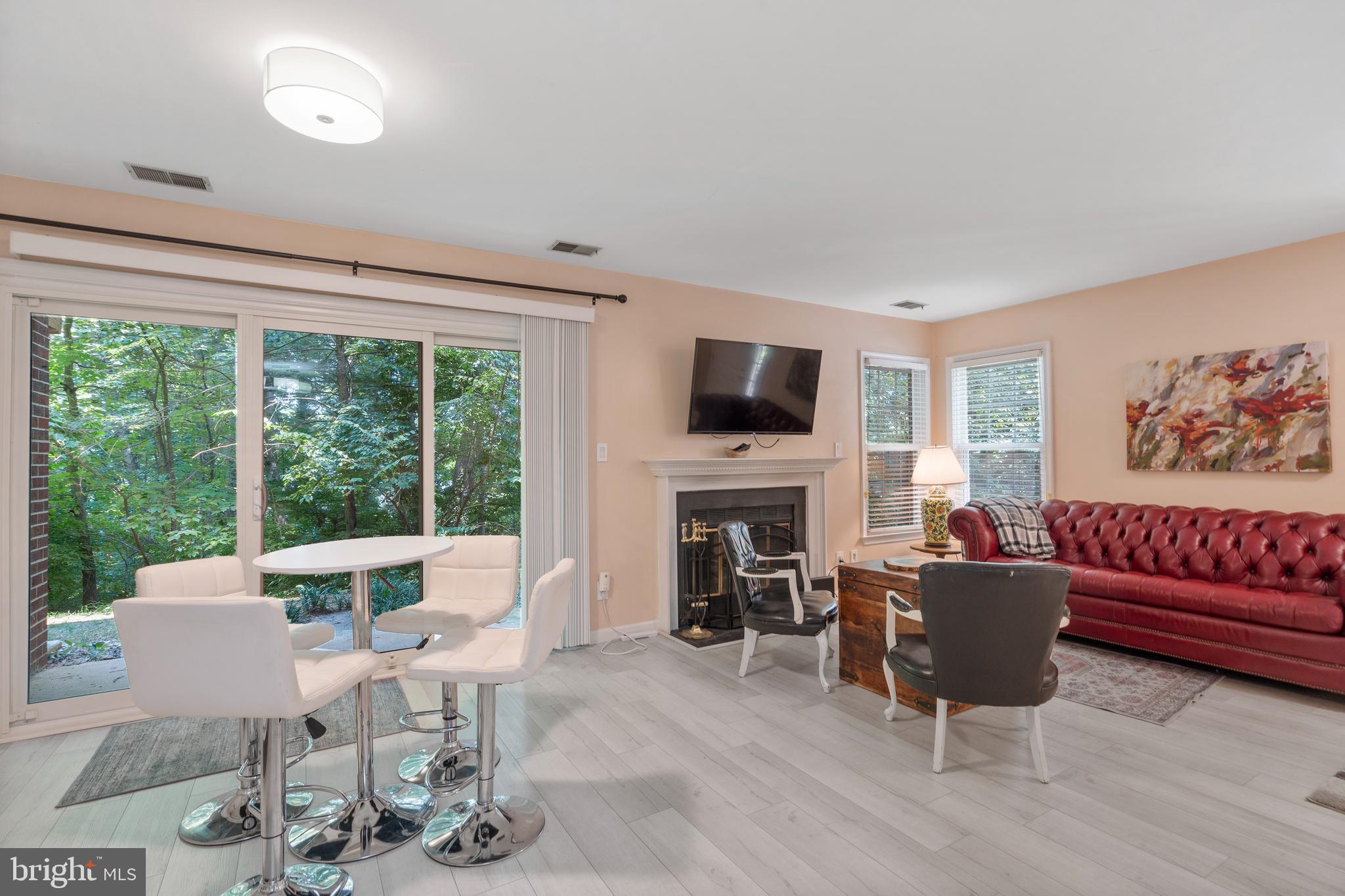11156 Beaver Trail Court Reston, VA 20191 - Photo 9 of 29