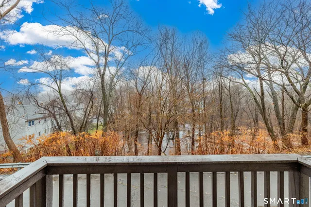 a view of a outdoor space