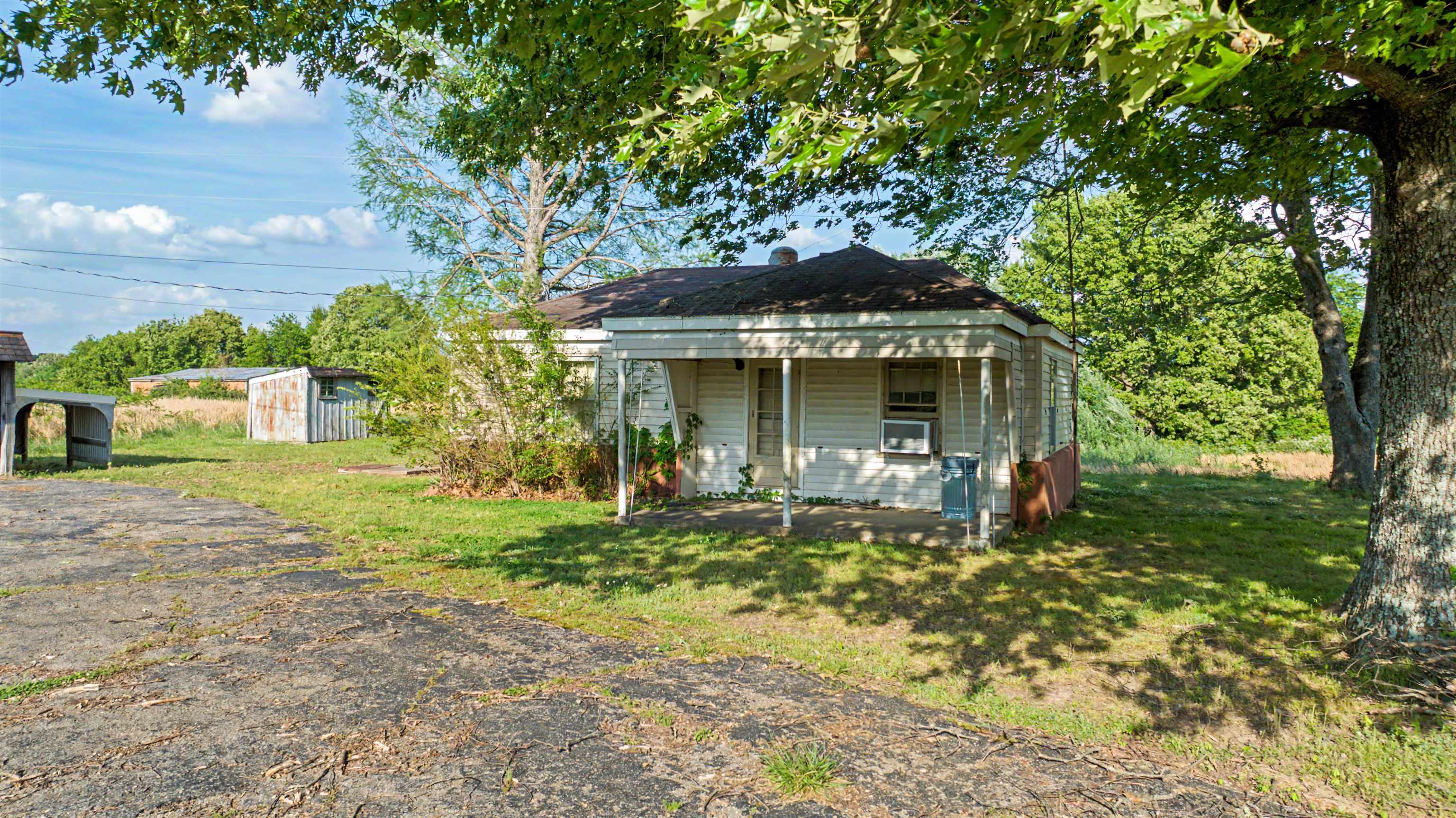 1632 Williams Road Alamo, TN 38001 - Photo 6 of 14 front view of a house with a yard