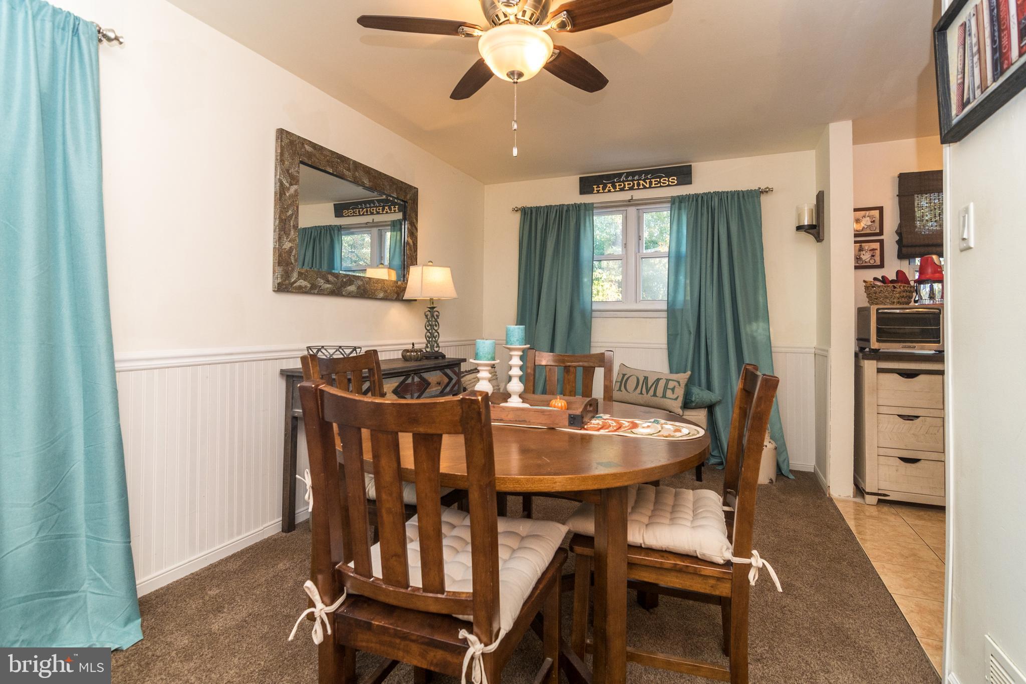 835 Andover Road Lansdale, PA 19446 - Photo 6 of 26 Dining Room