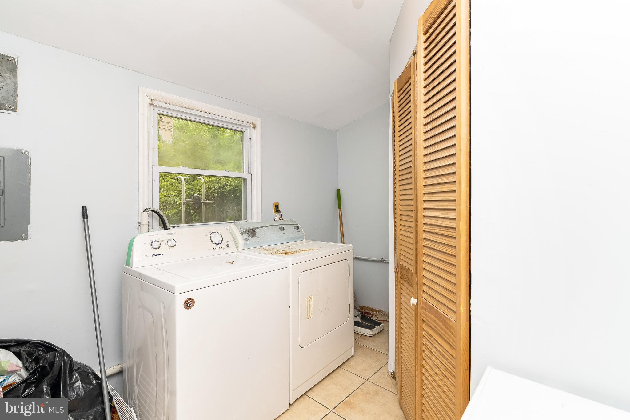 100 Pennypacker Drive Willingboro, NJ 08046 - Photo 16 of 24 laundry room