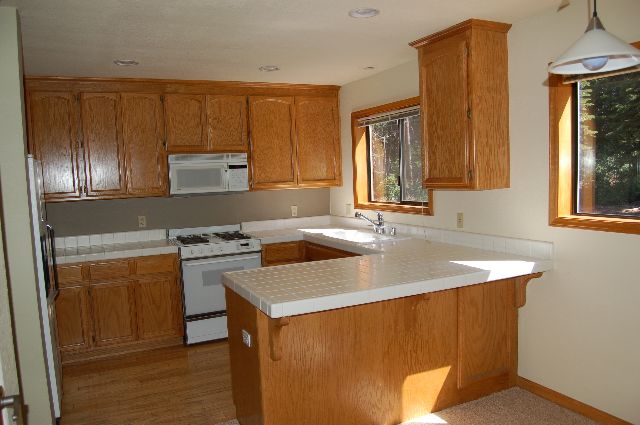 14167 Tyrol Road Truckee, CA 96161 - Photo 2 of 5 Gallery Image 2
