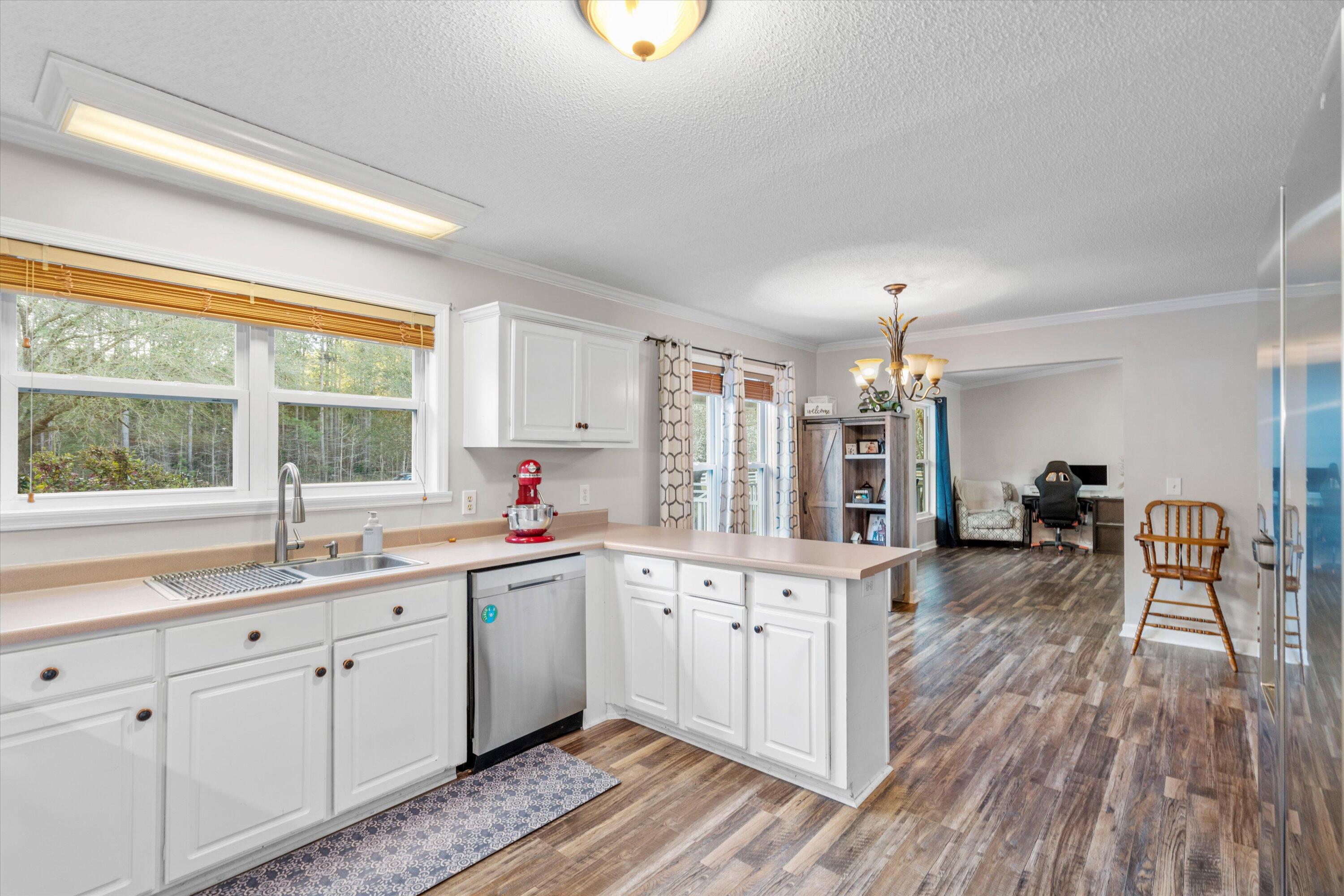 1126 State Rd S-8-376 Moncks Corner, SC 29461 - Photo 17 of 51 17-DSC09024_1