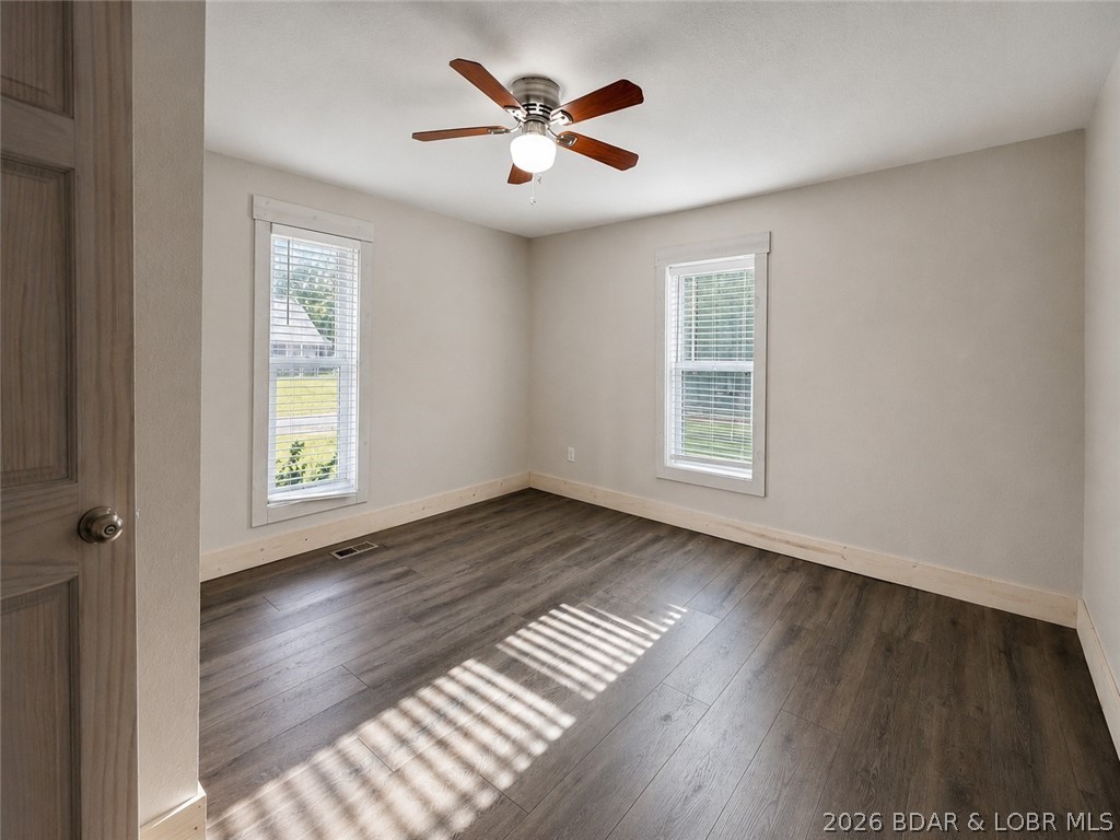 411 West North Street Eldon, MO 65026 - Photo 17 of 37